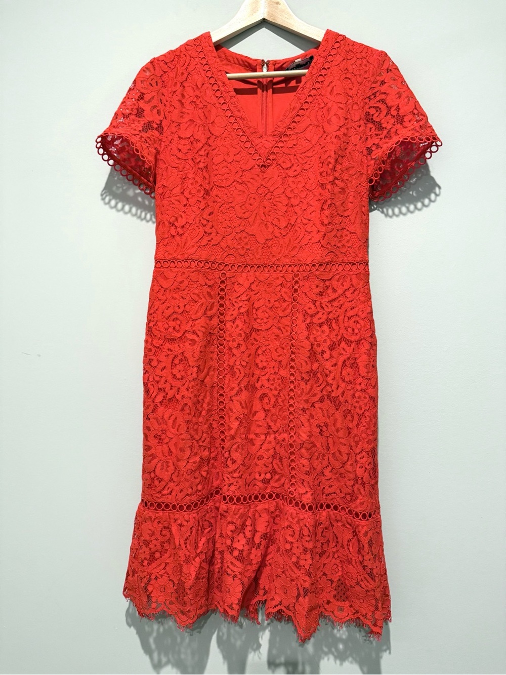 Red Lace V-Neck Karl Lagerfeld Short Sleeve Mini Cocktail Occassion Dress